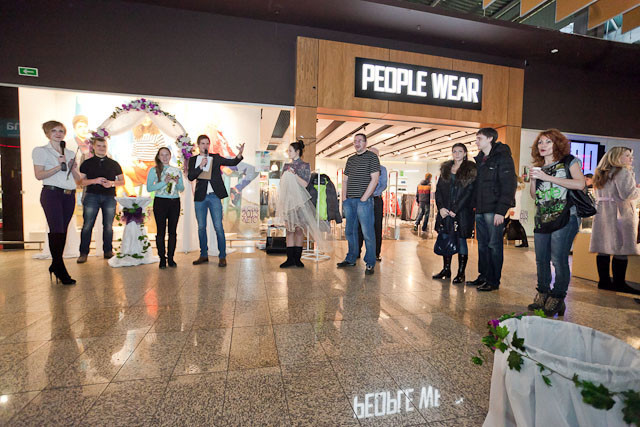 Магазин одежды People: «Хочу замуж и новое платье!», фото № 130