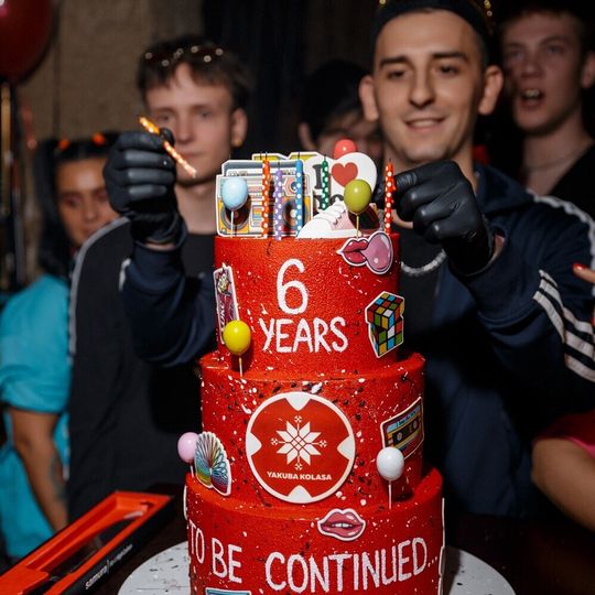 6 лет HookahPlace