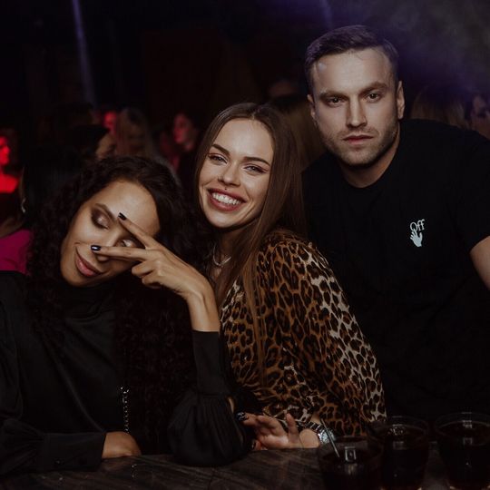 Saturday LUXURIA LXR