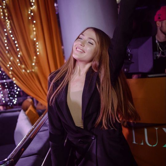 Saturday LUXURIA LXR