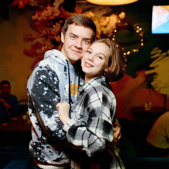 Суббота в кафе-баре «Есенин»