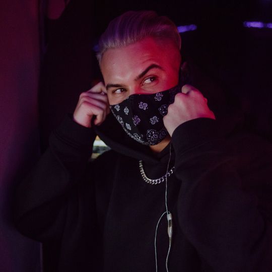 Saturday LUXURIA LXR