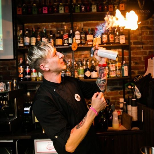 Пятница развратница в баре «Острые козырьки»