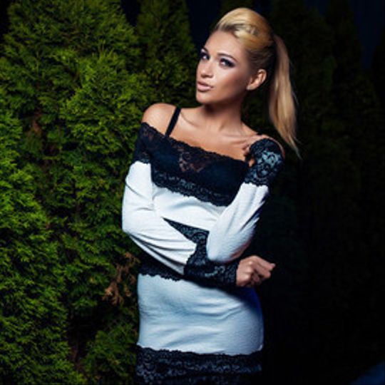 La Terraza Pre-Party