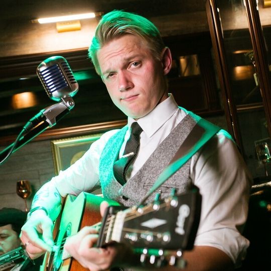 Выступление дуэта Donald&Tramp