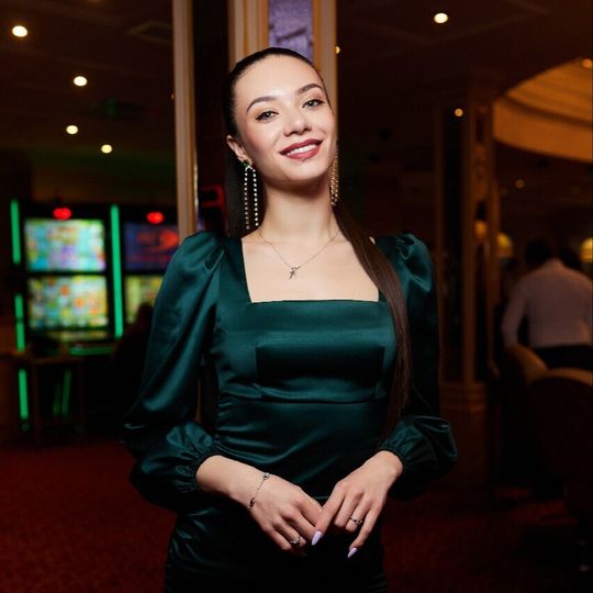 «50 спинов» в казино Опера