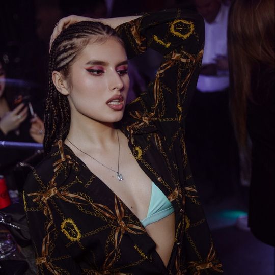 Friday LUXURIA LXR