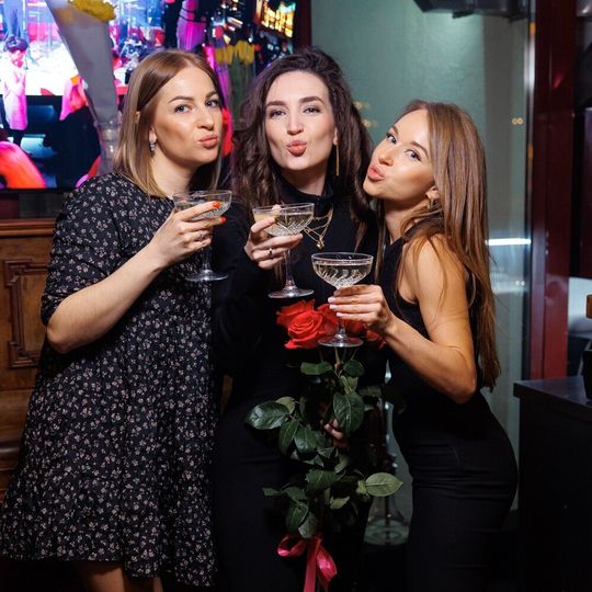 Международный женский день