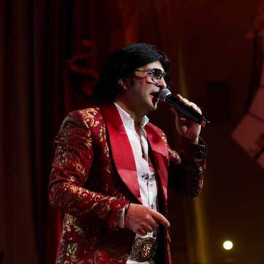 «Александр Марцинкевич и его кабриолет»