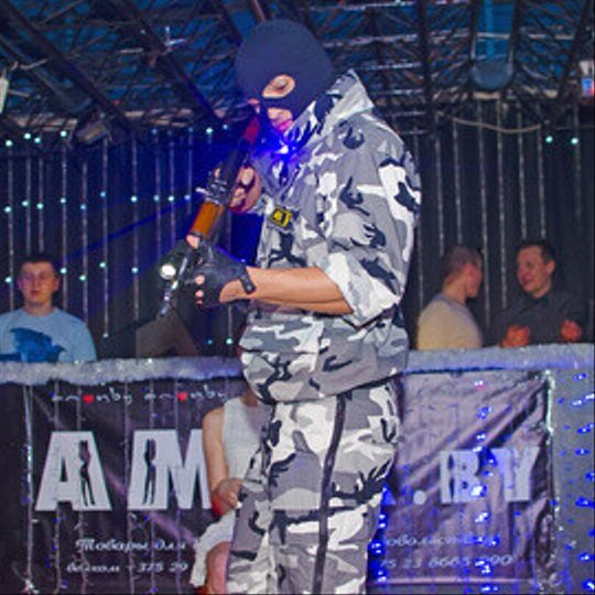 Ретро в стиле military