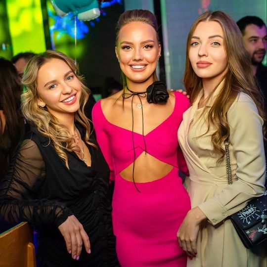 Выходные в GLASS BAR