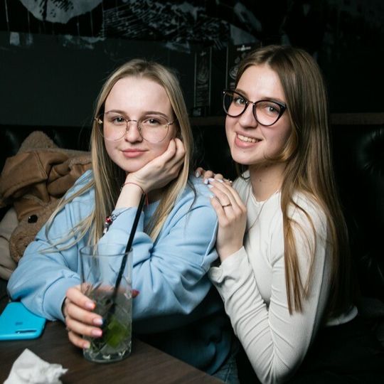 Счастливая суббота в баре «Острые козырьки»