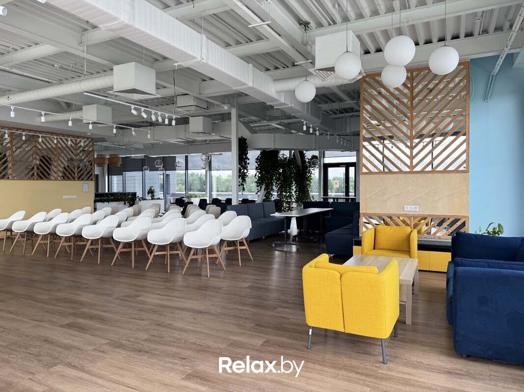 Интерьер Многофункциональное пространство  Futuris Level 4 (Футурис Левел Фо) - фото 7869277