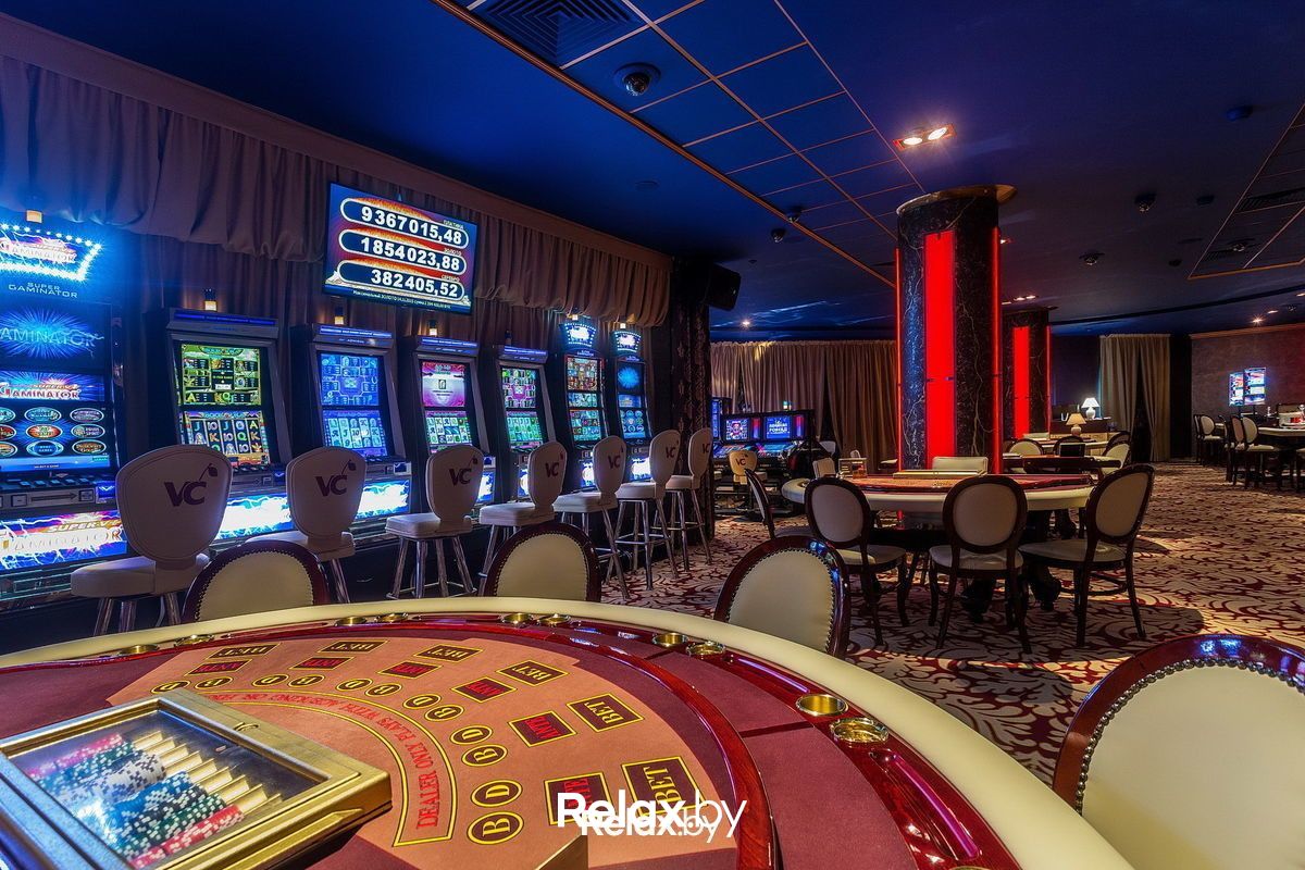 Unlim casino войти в личный. Казино у Адмирала в Минске. Тактика казино лайф Раа. Casino Machine 1999.