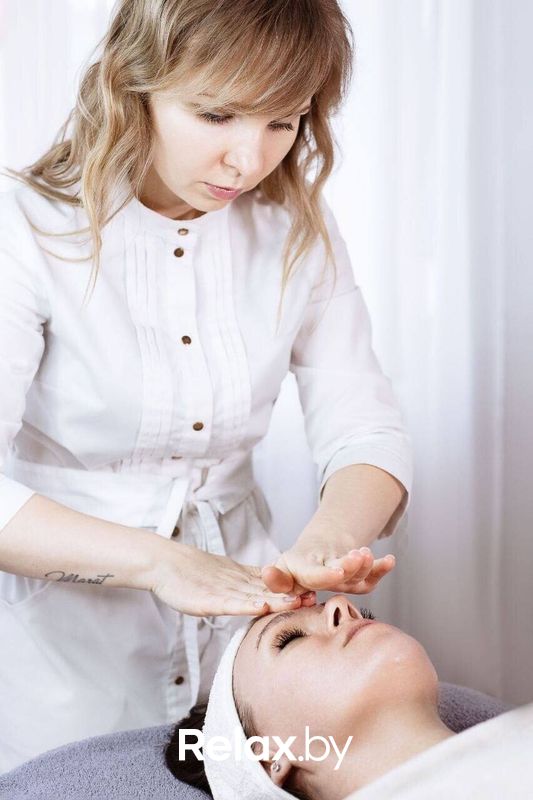 Массаж лица Салон красоты премиум-класса «Perfection Style (Перфекшн Стайл)» - фото 7867339