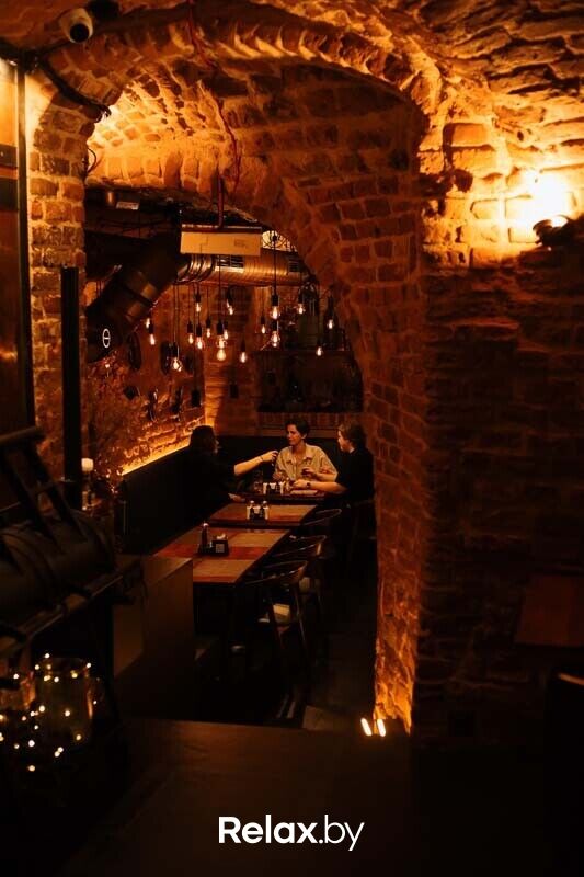 Интерьер Кафе-бар «CUPRUM Smoked BBQ (Купрум Смоукд Барбекю)» - фото 7829252
