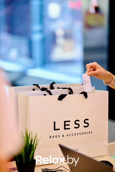 Открытие магазина LESS, фото № 94