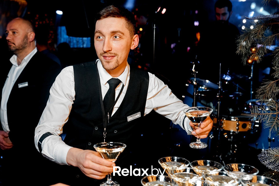 Предновогодние вечеринки в Ангелах, фото № 76