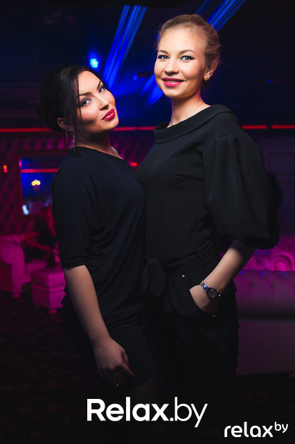 Самые красивые брюнетки и блондинки недели, фото № 26