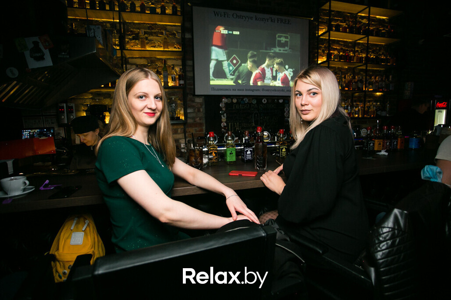 Счастливая суббота в баре «Острые козырьки», фото № 2