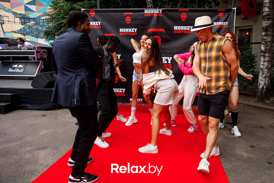 Открытие Monkey Brothers, фото № 100