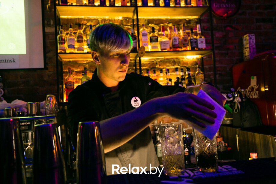 Счастливая суббота в баре «Острые козырьки», фото № 44