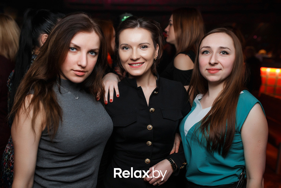 Шоу в бокале. Промо шоу ютуб. Show project. Show project. Мтв концерт 00.