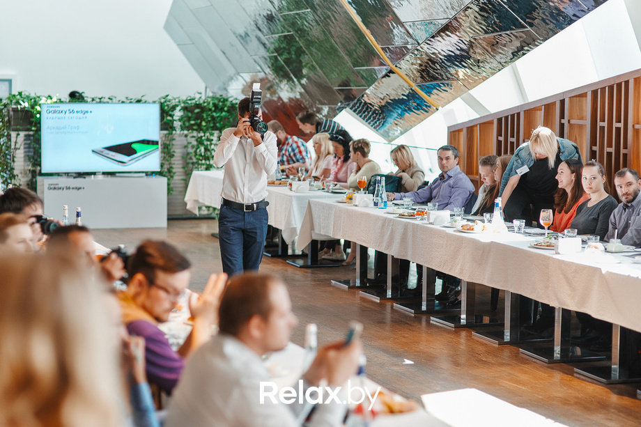 Samsung Galaxy S6 edge+  представлен в России, фото № 7