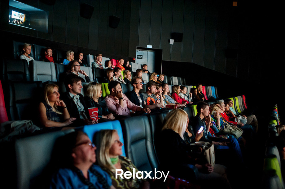 Валентина Мазунина на премьере «Одноклассниц», фото № 49