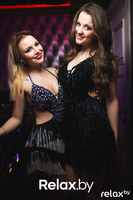 Самые красивые брюнетки и блондинки недели, фото № 33