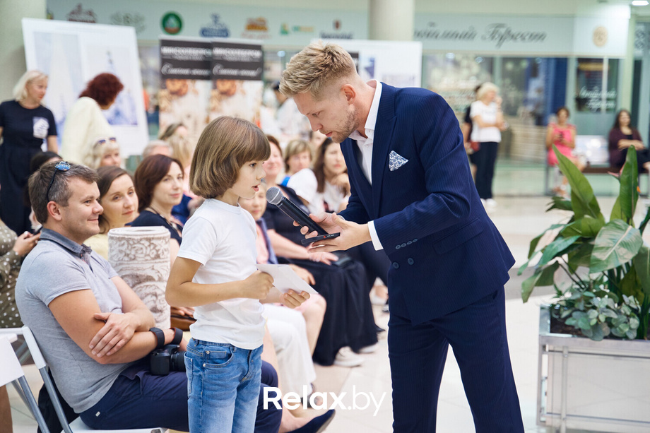 Время Искусства в ТЦ Столица: Мода, природа и поэзия, фото № 139