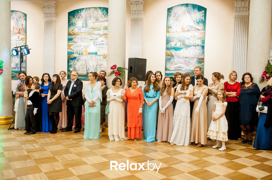 Семейный рождественский благотворительный бал Академии мюзикла "Ревю" - "Наши сердца", фото № 89