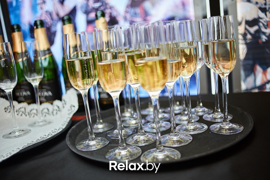 Предпремьерный показ фильма «Неоновый демон», фото № 3