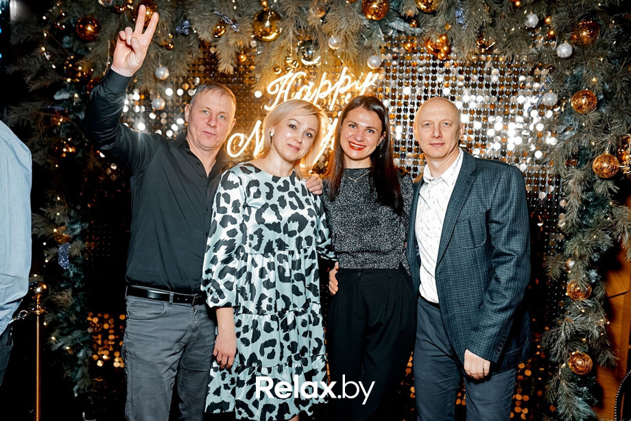 Предновогодние вечеринки в Ангелах, фото № 52