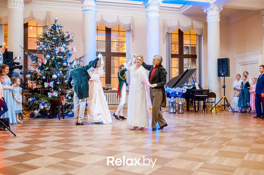Семейный рождественский благотворительный бал Академии мюзикла "Ревю" - "Наши сердца", фото № 88