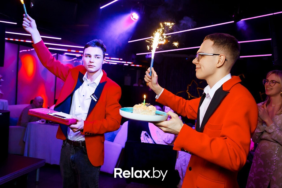 Friday Night, фото № 5