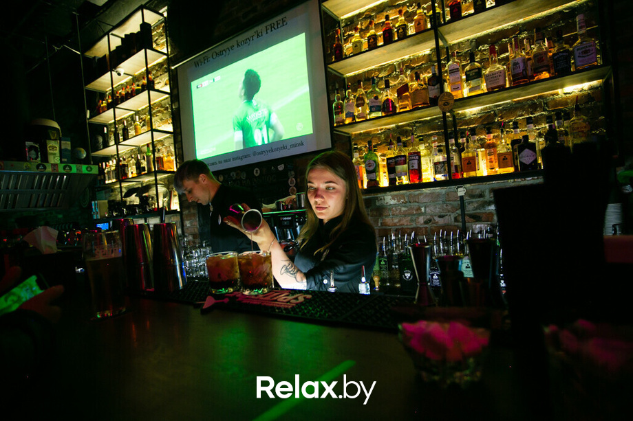 Счастливая суббота в баре «Острые козырьки», фото № 75