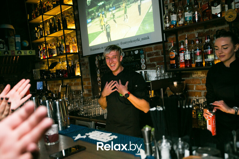 Счастливая суббота в баре «Острые козырьки», фото № 10