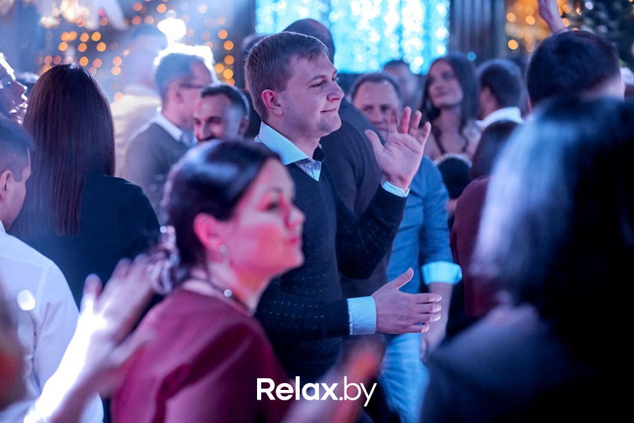 Предновогодние вечеринки в Ангелах, фото № 95