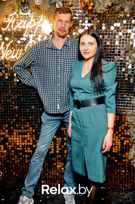 Предновогодние вечеринки в Ангелах, фото № 2