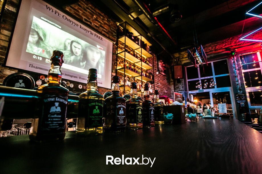 Пятница развратница в баре «Острые козырьки», фото № 38