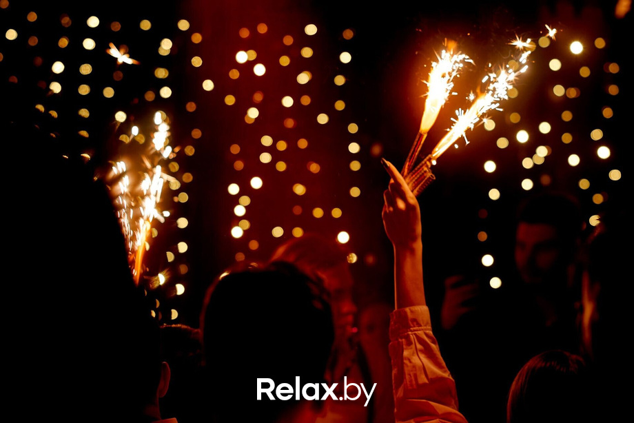 Предновогодние вечеринки в Ангелах, фото № 39