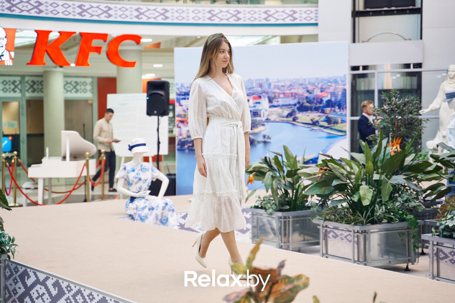 Время Искусства в ТЦ Столица: Мода, природа и поэзия, фото № 105