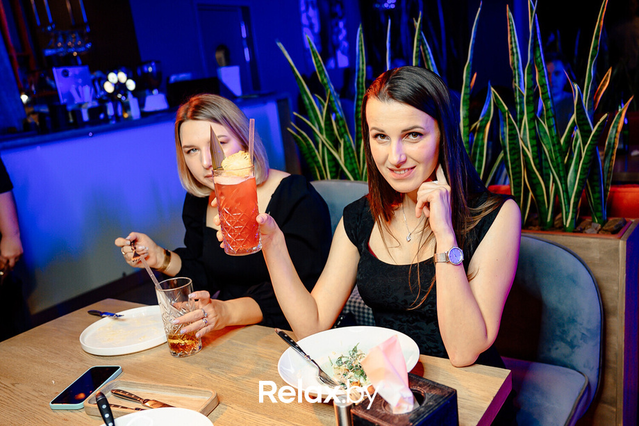 Hot Weekend, фото № 1