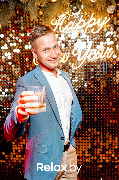 Предновогодние вечеринки в Ангелах, фото № 21