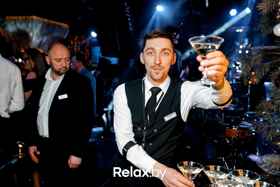 Предновогодние вечеринки в Ангелах, фото № 79