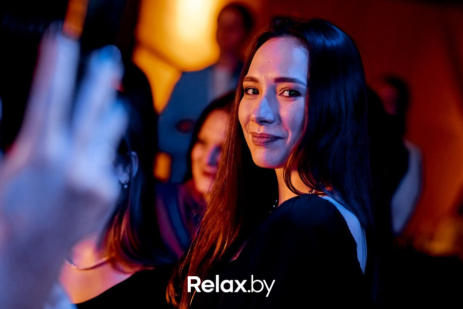 Предновогодние вечеринки в Ангелах, фото № 27