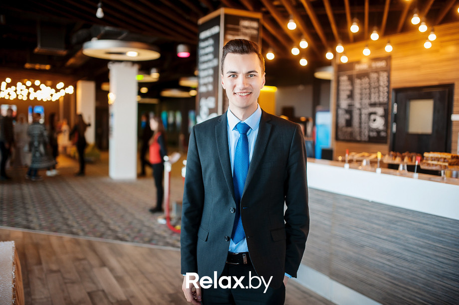 Валентина Мазунина на премьере «Одноклассниц», фото № 28