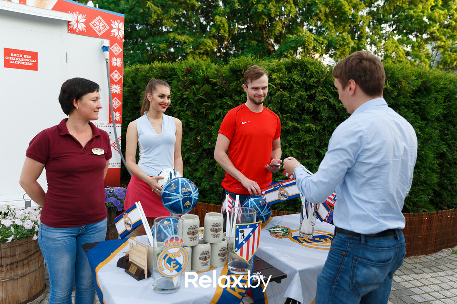 Большая футбольная вечеринка, фото № 3