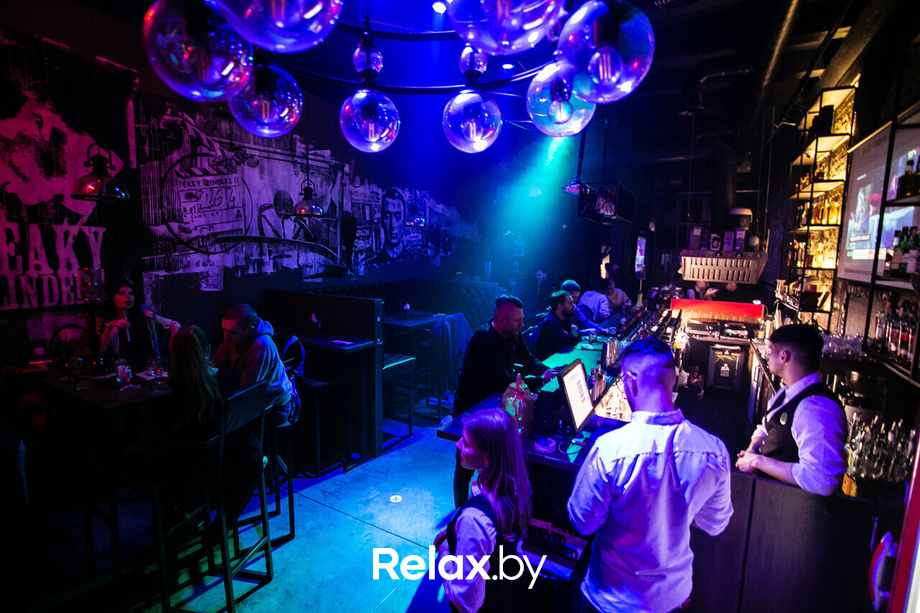 Пятница развратница в баре «Острые козырьки», фото № 9